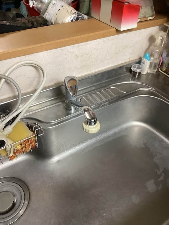 工事前 神奈川県南足柄市のお客様のキッチン・浴室水栓工事