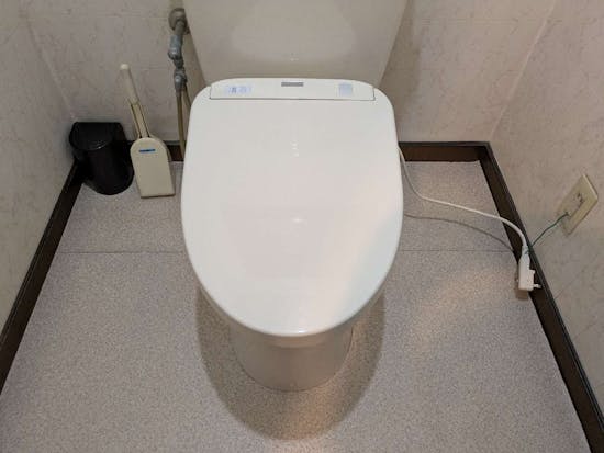 工事前　静岡県静岡市の便座交換工事