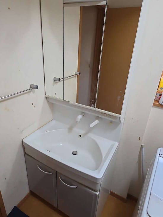 工事前　栃木県宇都宮市のお客様の洗面化粧台交換工事