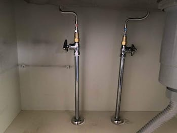 群馬県高崎市金古町のお客様のキッチンデッキ型混合栓交換工事　具体的な工事内容1