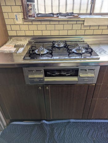 三重県桑名市のお客様のビルトインコンロ交換工事