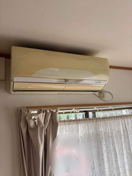 工事前　三重県四日市市のお客様のエアコン交換工事