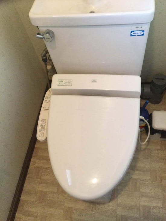 工事前 群馬県いわき市のお客様の洗浄便座交換工事