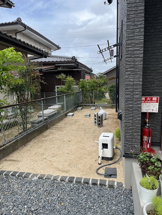 工事前　瀬戸内市のお客様の物置・倉庫工事