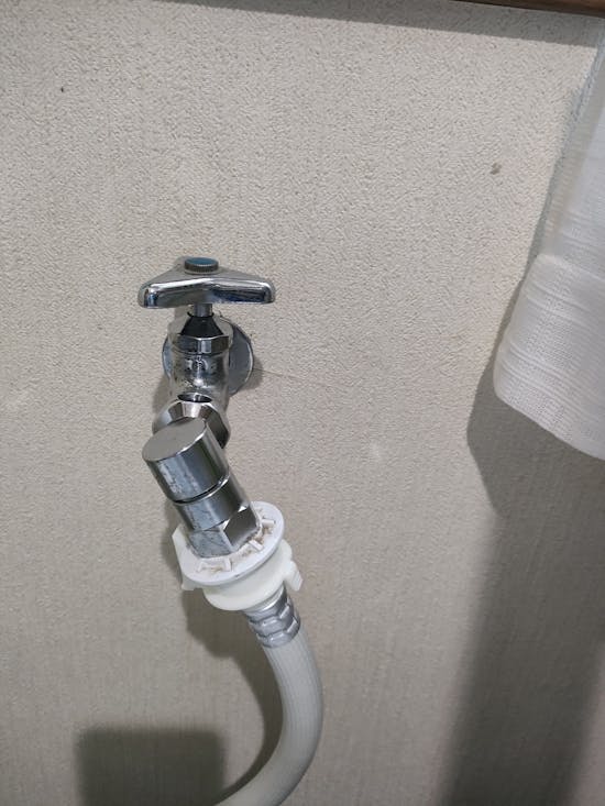 工事前　坂戸市のお客様の洗面所水栓交換工事