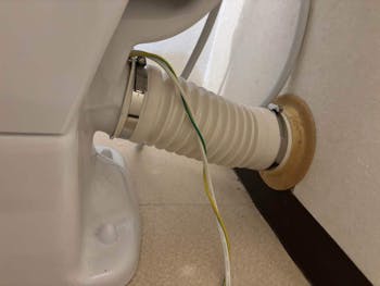茨城県取手市宮和田のお客様のトイレ交換工事　具体的な工事内容1