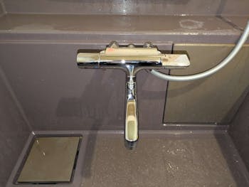 静岡県浜松市のお客様の浴室壁付混合栓交換工事