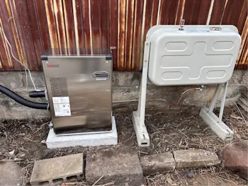 群馬県前橋市のお客様の給湯器交換工事