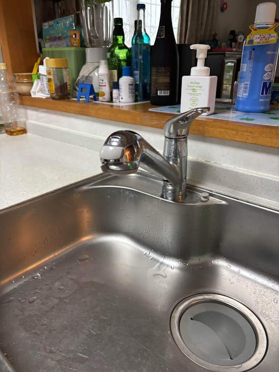 工事前 茨城県東茨城郡のお客様のキッチン水栓交換工事