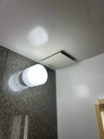 宮城県塩竈市のお客様の浴室換気扇交換工事