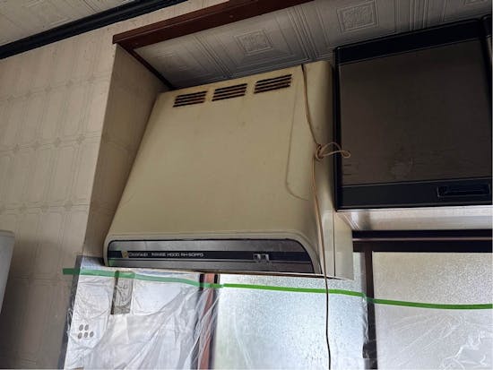 工事前　福島県石川郡石川町のお客様のレンジフード交換工事
