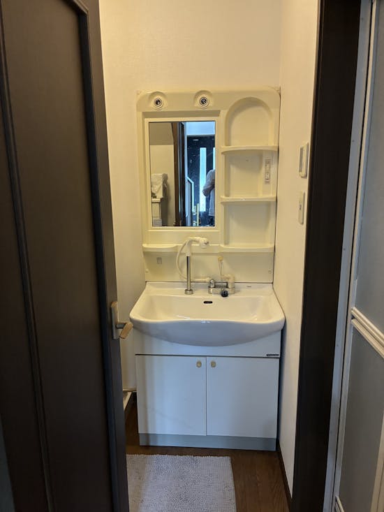 工事前　神戸市兵庫区のお客様の洗面化粧台工事