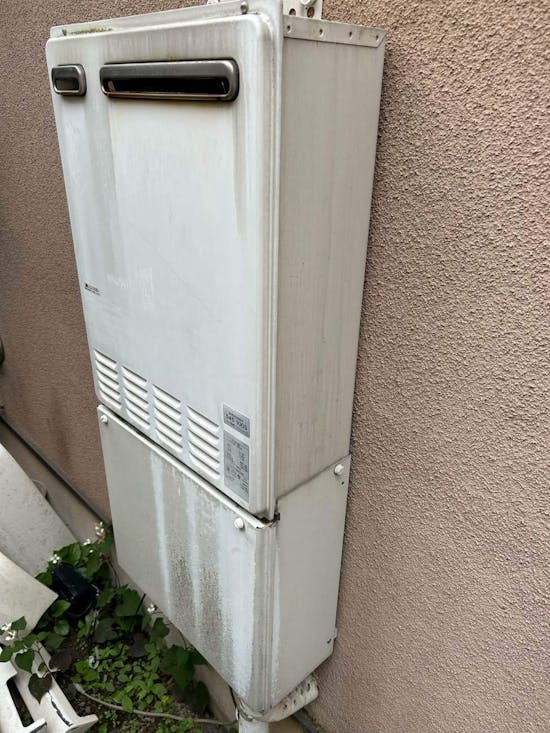 工事前　東京都八王子市のお客様の給湯器交換工事