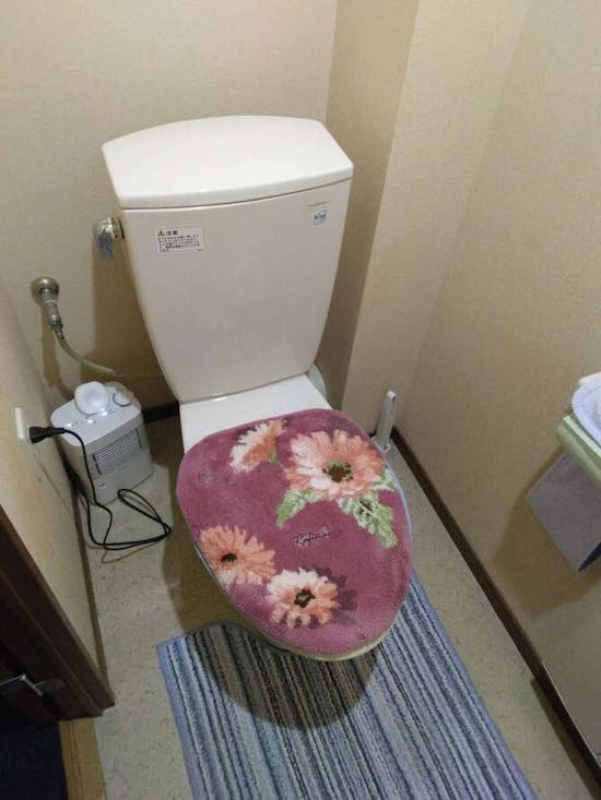 工事前 東京都八王子市のお客様のお手洗い交換工事