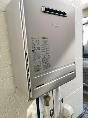 神奈川県平塚市のお客様の給湯器交換工事