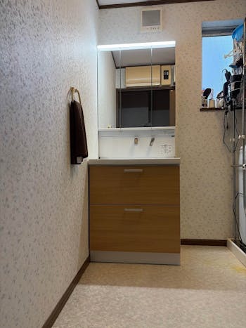 山梨県富士吉田市のお客様のTOTO洗面化粧台交換工事