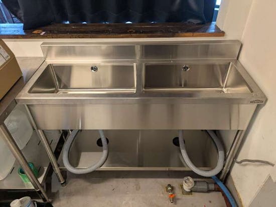 工事前 静岡県静岡市のお客様のキッチンシンク水栓取り付け工事