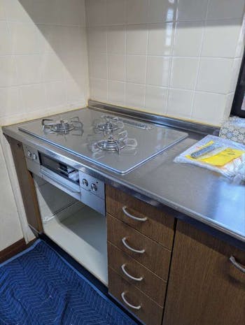 三重県鈴鹿市のお客様のビルトインコンロ・フード交換工事