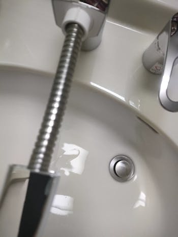 名古屋市熱田区のお客様の洗面化粧台水栓交換工事 具体的な工事内容2