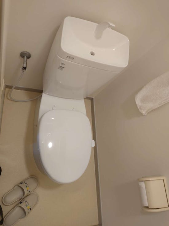 工事前　愛知県豊田市のお客様のトイレ便座取替工事