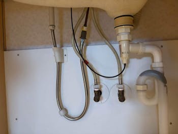 茨城県稲敷郡のお客様の洗面台水栓交換工事　具体的な工事内容1