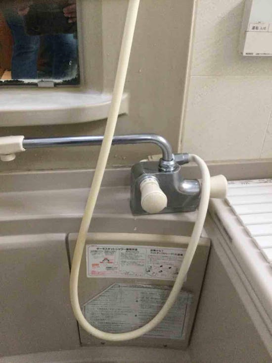 工事前　東京都西多摩郡瑞穂町のお客様の浴室デッキ水栓交換工事