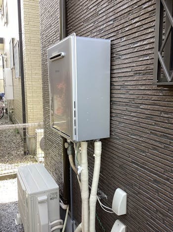 神奈川県横須賀市のお客様の給湯器交換工事
