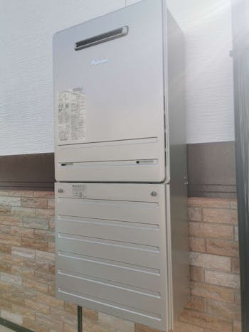 神奈川県平塚市のお客様の給湯器交換工事