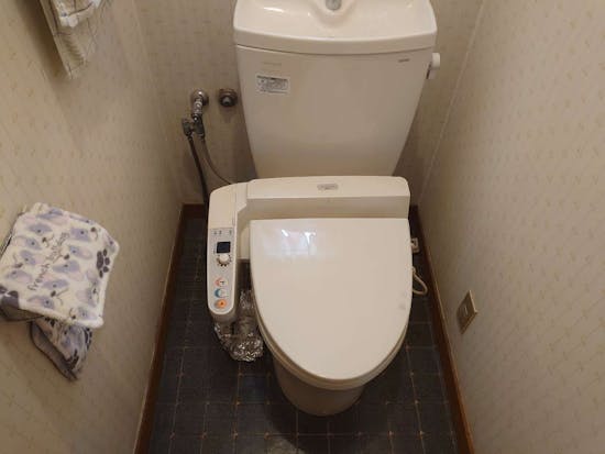 工事前　愛知県名古屋市のお客様のシャワートイレ交換工事