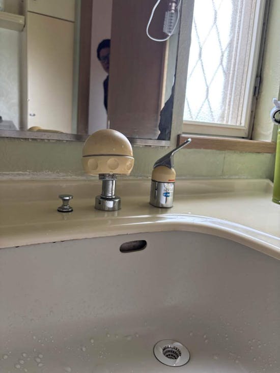 工事前　茨城県北茨城市のお客様の洗面化粧台水栓工事