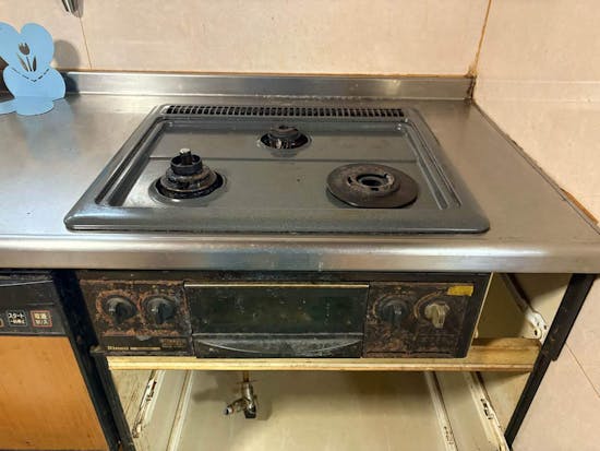 工事前　神奈川県相模原市のお客様のビルトインコンロ交換工事