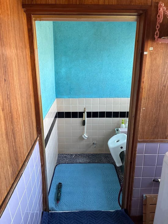 工事前　埼玉県行田市のお客様の浴室ドア交換工事