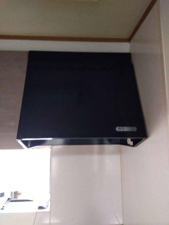 工事前 東京都あきる野市のお客様のレンジフード交換工事