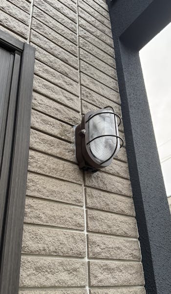 相模原市南区のお客様の玄関ドアホン・門柱灯・玄関灯交換工事　具体的な工事内容2