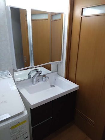 神奈川県横浜市のお客様の洗面化粧台交換工事