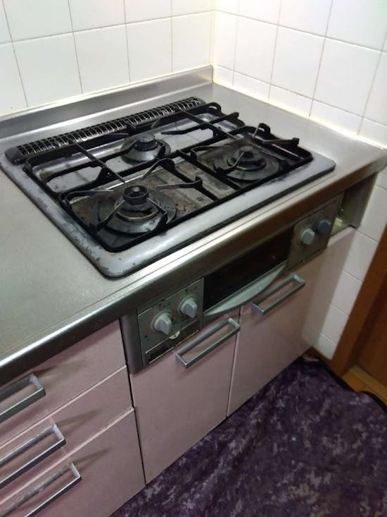 工事前　東京都羽村市のお客様のビルトインコンロ交換工事