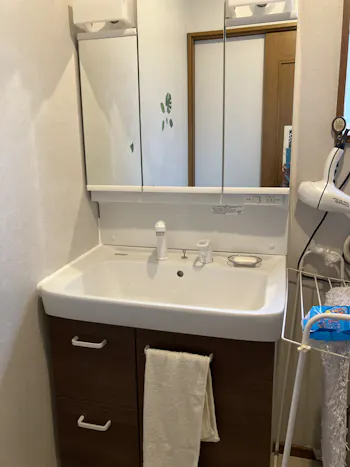 埼玉県入間市のお客様の洗面化粧台交換工事