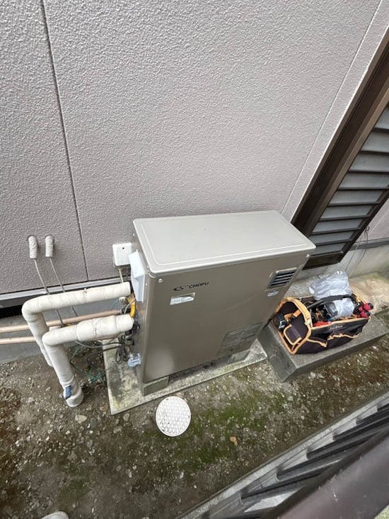 工事前 群馬県安中市のお客様の石油給湯器工事・照明交換工事