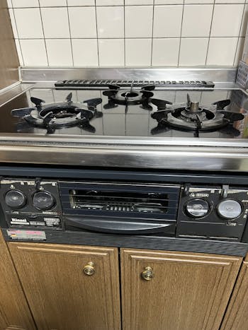 彦根市のお客様のビルトインコンロ交換工事　具体的な工事内容1