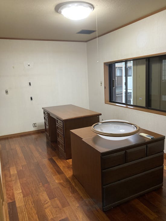 工事前　浜松市中央区のお客様のクロス貼替工事