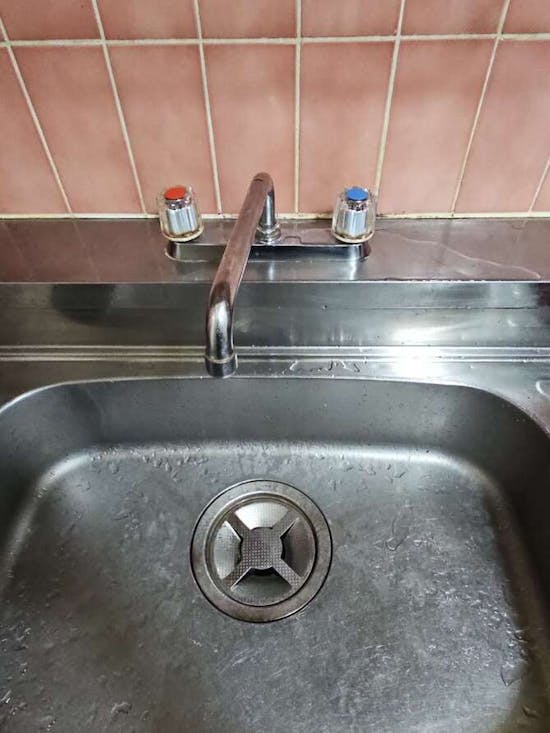 工事前 三重県四日市市のお客様のキッチン水栓交換工事