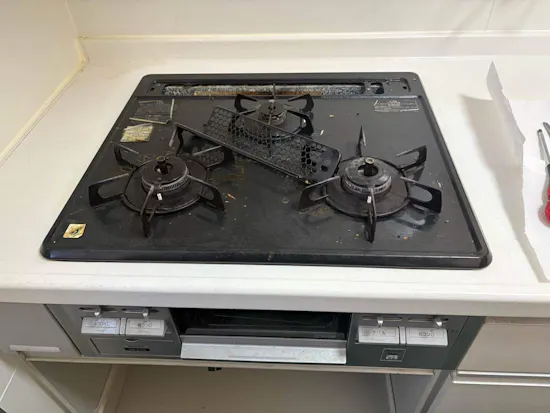 工事前　神奈川県相模原市のお客様のビルトインコンロ取り換え工事