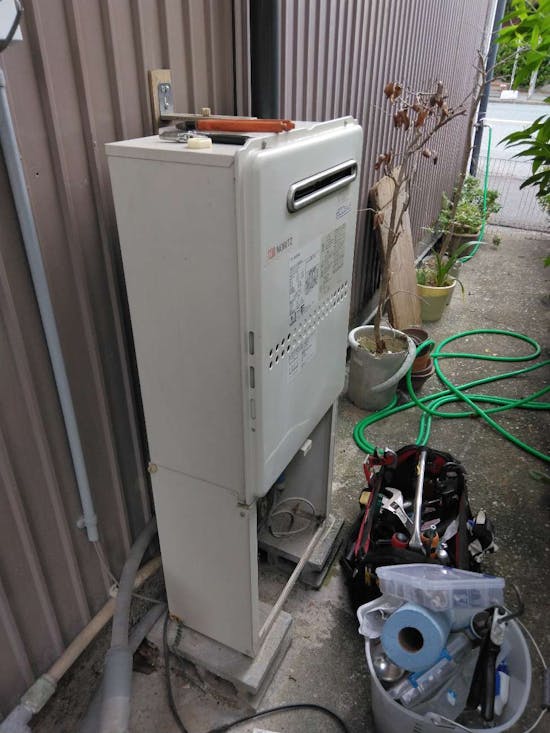 工事前　静岡県浜松市のお客様のガス給湯器交換工事