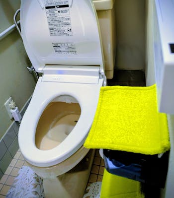 静岡県藤枝市のお客様の便座交換工事