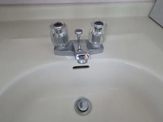 工事前　栃木県宇都宮市のお客様の洗面水栓工事