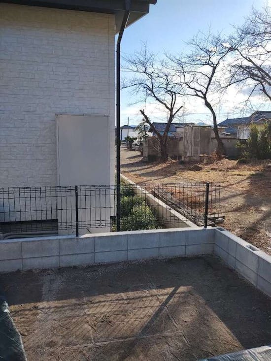 工事前　群馬県高崎市のお客様の展示現品物置設置工事