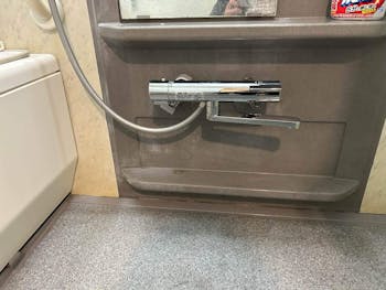 東京都八王子市のお客様の浴室水栓交換工事