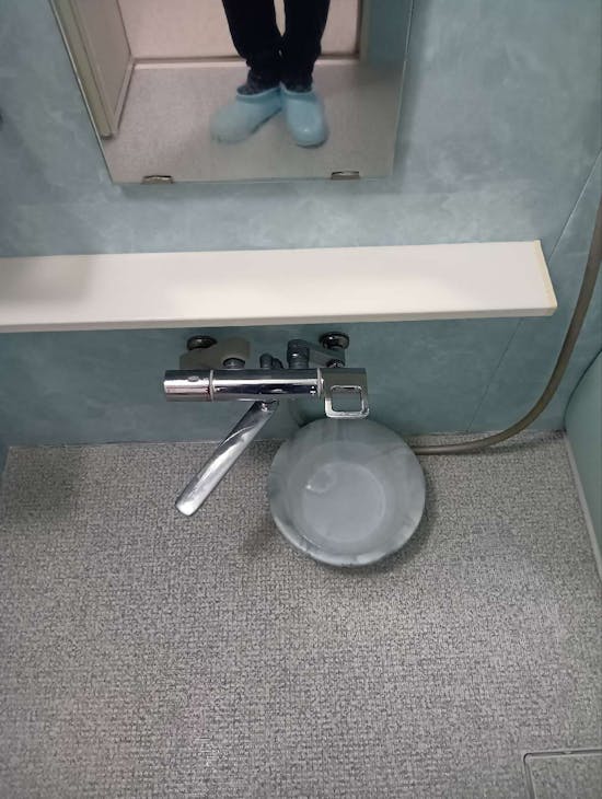 工事前　東京都八王子市のお客様の浴室水栓工事