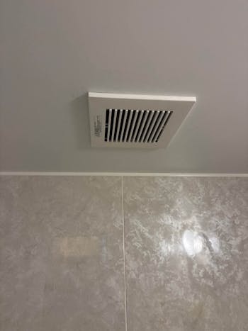 東京都練馬区のお客様の換気扇交換工事