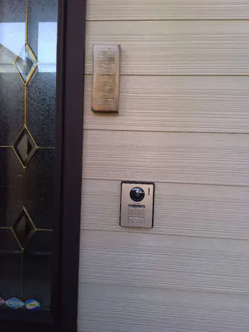 東京都青梅市のお客様のインターフォン交換工事　具体的な工事内容1